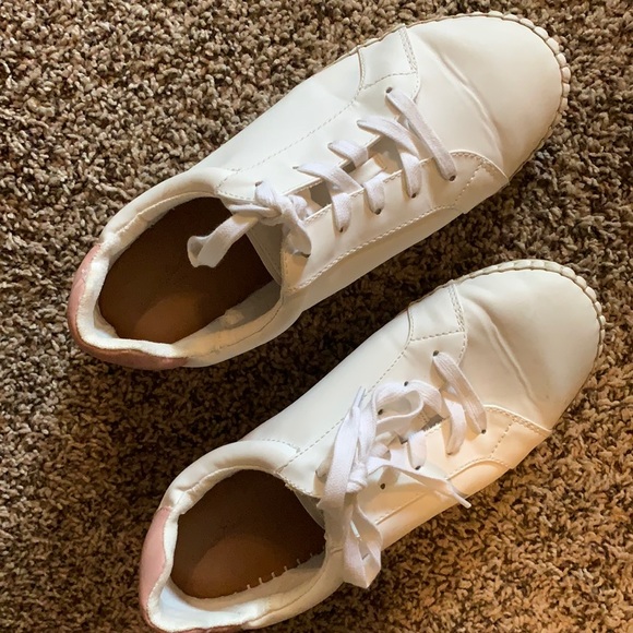 Universal Thread Shaelyn Espadrille Sneaker - Picture 2 of 5